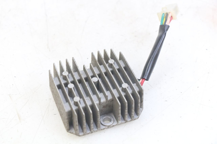 photo de CHARGING REGULATOR SYM JET SPORT XR 50 (2006 - 2015) - Product overview