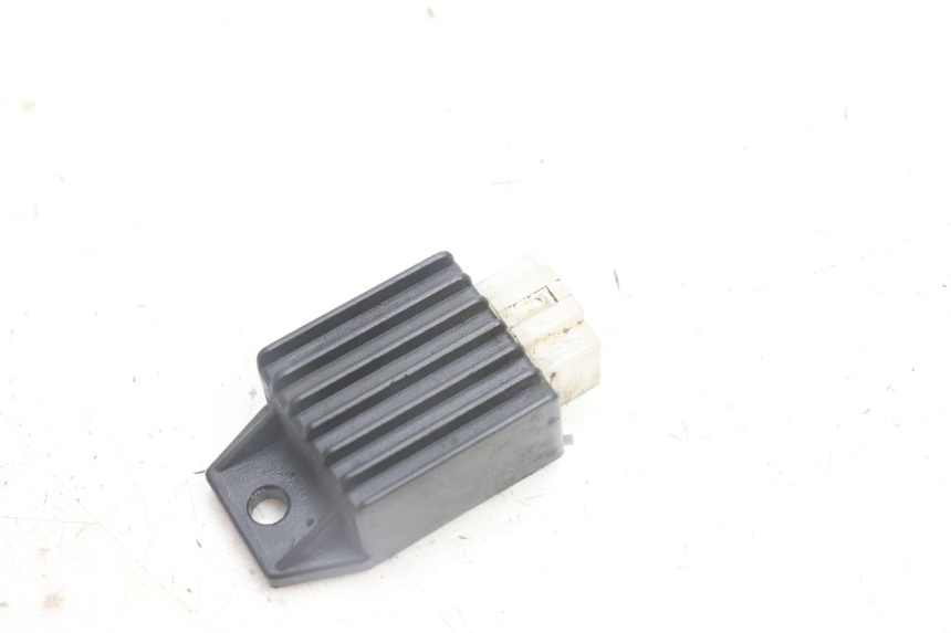 photo de CHARGING REGULATOR PEUGEOT KISBEE 2T 50 (2010 - 2017) - Component detail