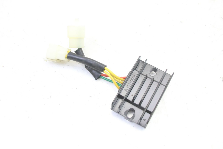 photo de CHARGING REGULATOR PEUGEOT KISBEE 4T 50 (2018 - 2022) - Main view