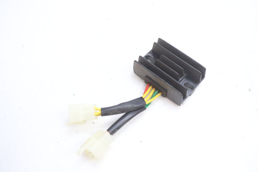 photo de CHARGING REGULATOR PEUGEOT KISBEE 4T 50 (2018 - 2022) - Component detail
