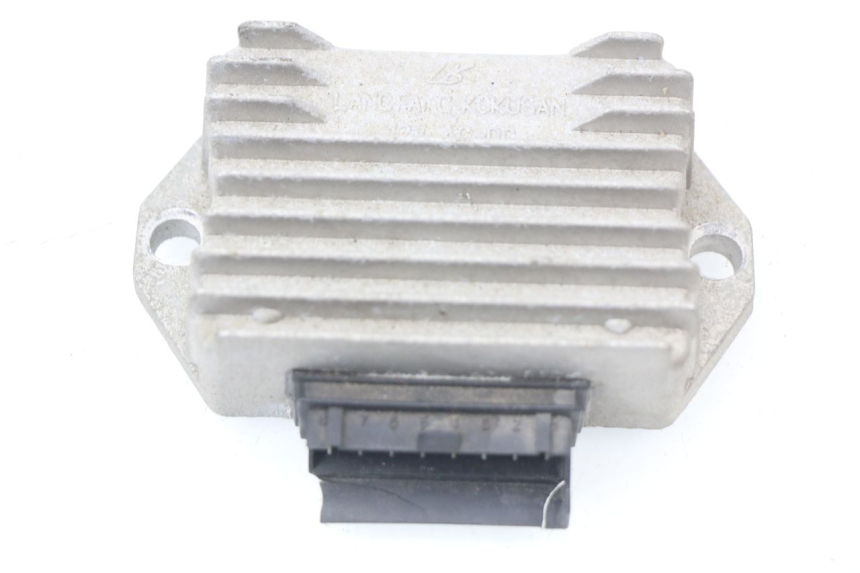 photo de REGULATOR PIAGGIO LIBERTY 2T 50 (2004 - 2008) - Main view