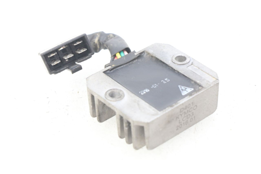 photo de REGULATOR KYMCO LIKE 2T 50 (2009 - 2018) - Zoom on usage condition