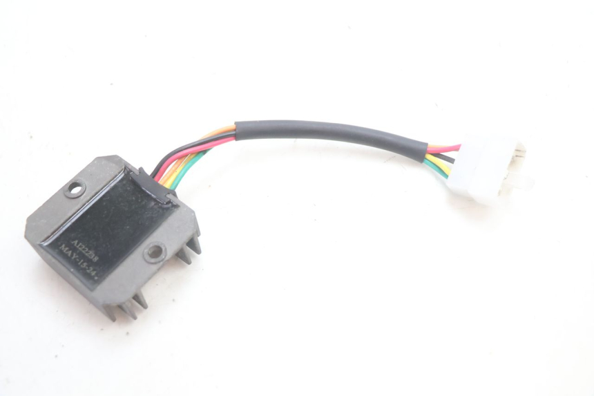photo de CHARGING REGULATOR KYMCO LIKE 125 (2009 - 2016) - Zoom on usage condition