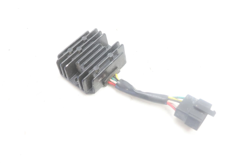 photo de CHARGING REGULATOR KYMCO LIKE 125 (2009 - 2016) - Zoom on usage condition
