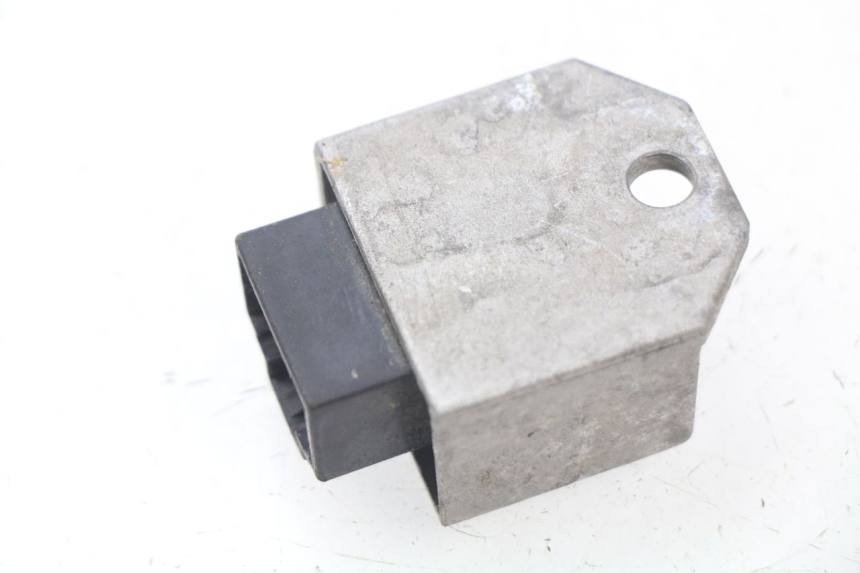 photo de CHARGING REGULATOR PEUGEOT LUDIX 50 (2008 - 2017) - Component detail