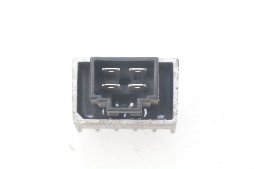 photo de CHARGING REGULATOR PEUGEOT LUDIX 50 (2008 - 2017) - Component detail