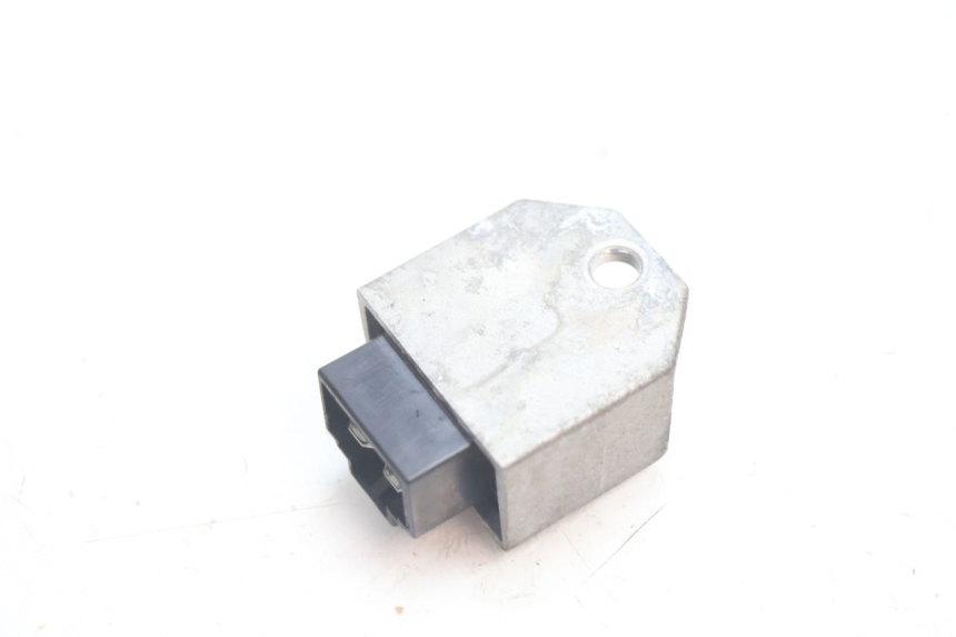 photo de REGULATOR PEUGEOT LUDIX ONE 50 (2004 - 2013) - Alternative perspective