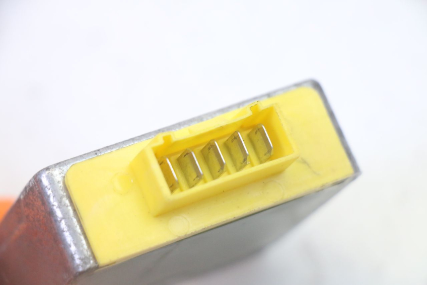 photo de REGULATOR PIAGGIO LXV 4T 50 (2009 - 2013) - Zoom on usage condition