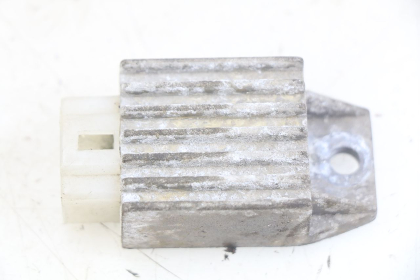 photo de CHARGING REGULATOR SYM MIO 50 (2011 - 2017) - Main view