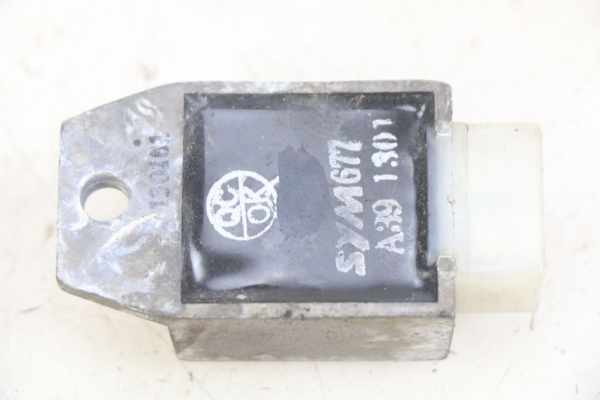 photo de CHARGING REGULATOR SYM MIO 50 (2011 - 2017) - Zoom on usage condition