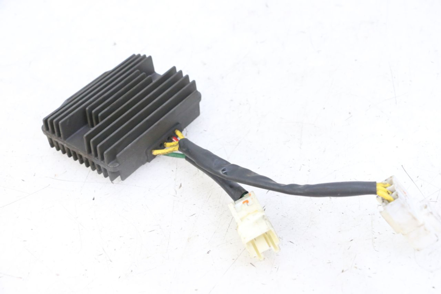 photo de CHARGING REGULATOR PIAGGIO MP3 LT 300 (2010 - 2016) - Component detail