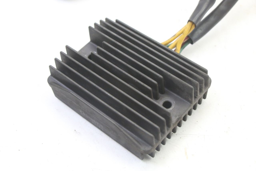 photo de CHARGING REGULATOR PIAGGIO MP3 500 (2011 - 2015) - Component detail