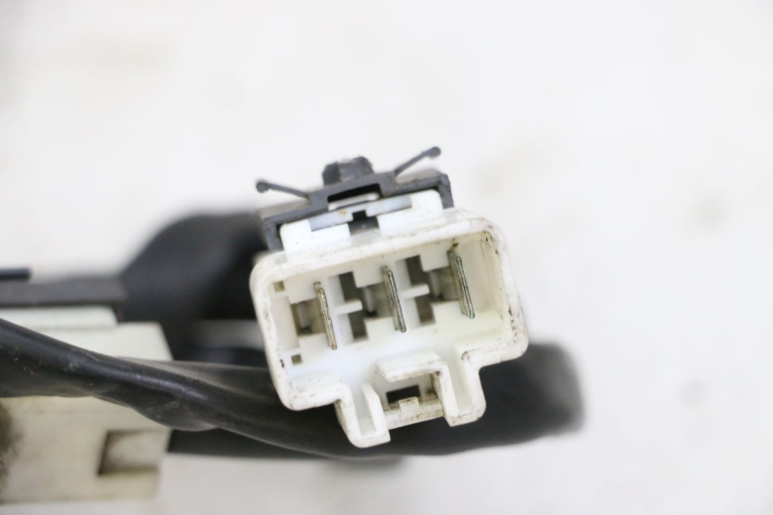 photo de CHARGING REGULATOR PIAGGIO MP3 500 (2014 - 2017) - Technical close-up