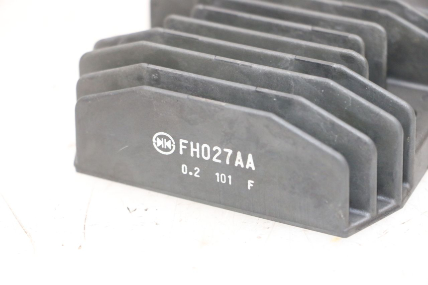 photo de REGULATOR YAMAHA MT-07 MT07 ABS 700 (2018 - 2020) - Fixing points details