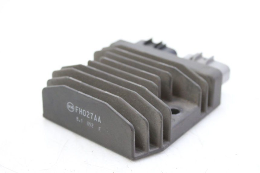 photo de CHARGING REGULATOR YAMAHA MT-07 MT07 700 (2018 - 2020) - Zoom on usage condition