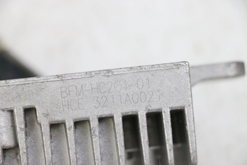 photo de REGULATOR YAMAHA NEO'S CORE 1 (2022 - 2026) - Component detail