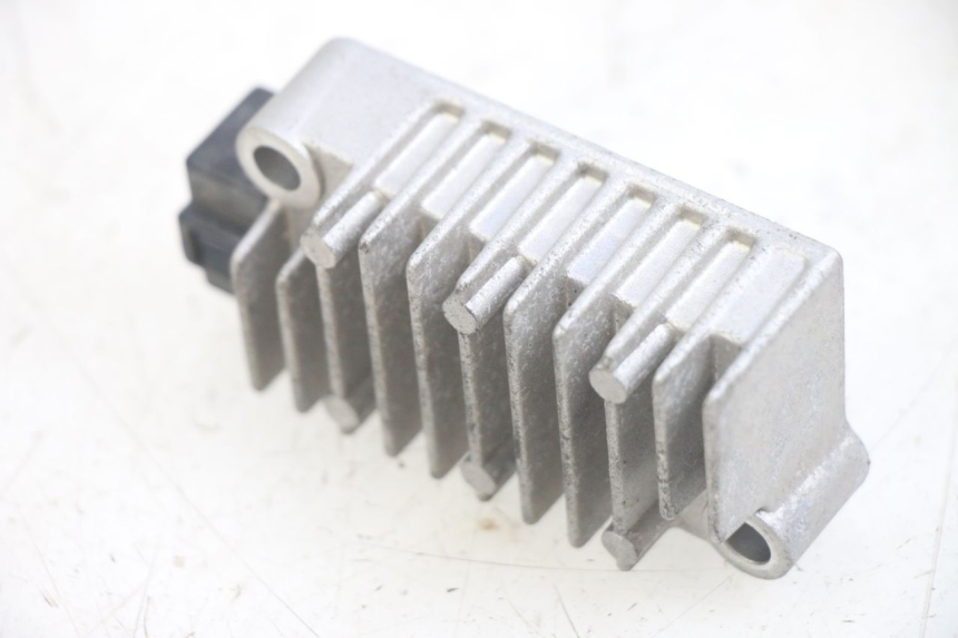 photo de CHARGING REGULATOR YAMAHA NEOS NEO'S 4T 50 (2008 - 2016) - Component detail