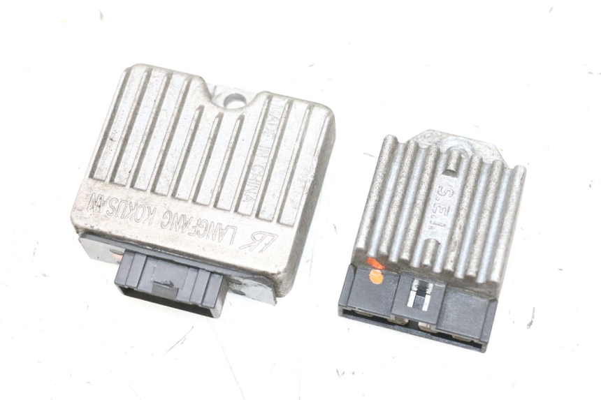 photo de CHARGING REGULATOR PIAGGIO NEW TYPHOON 50 (2018 - 2021) - Main view