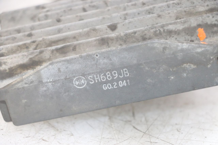 photo de CHARGING REGULATOR GILERA NEXUS 125 (2009 - 2013) - Alternative perspective