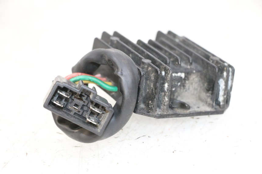 photo de CHARGING REGULATOR SYM ORBIT III 3 4T 50 (2018 - 2021) - Technical close-up