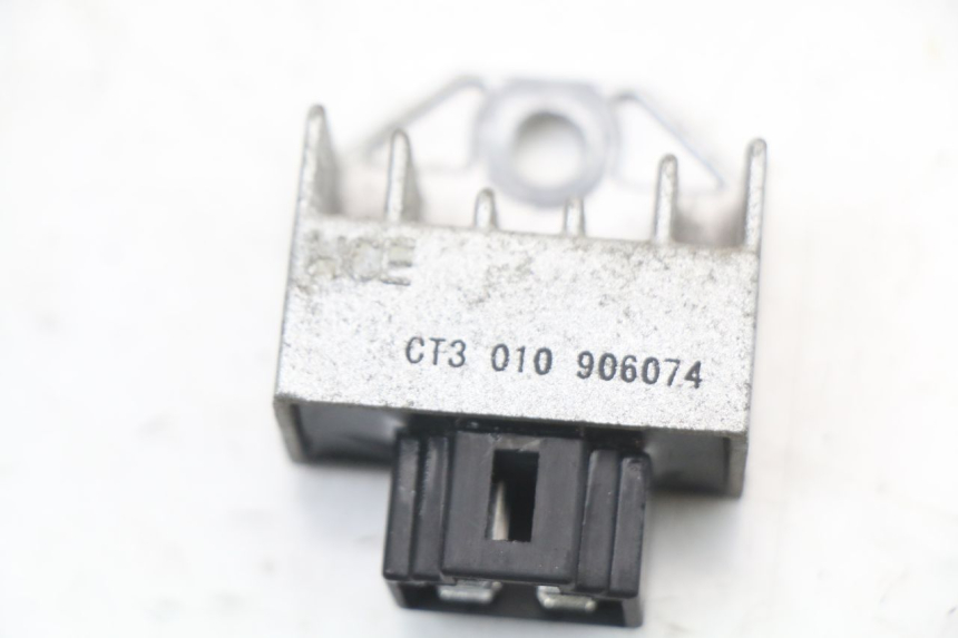 photo de REGULATOR SYM ORBIT 50 (2008 - 2010) - Zoom on usage condition