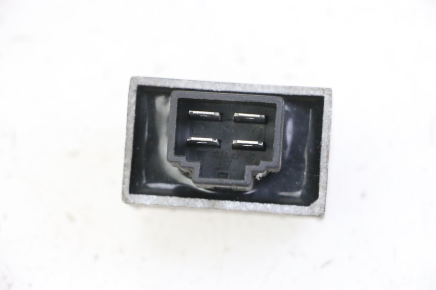 photo de CHARGING REGULATOR PEUGEOT TWEET 4T 50 (2014 - 2019) - Component detail