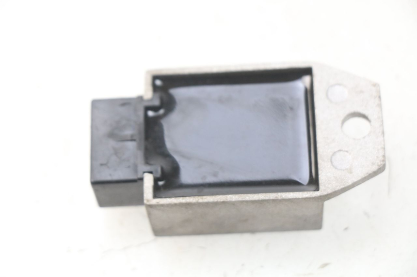 photo de REGULATOR KEEWAY PIXEL 50 (2008 - 2011) - Zoom on usage condition