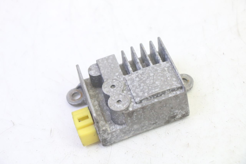 photo de REGULATOR EFUN PUSA 1 - Component detail