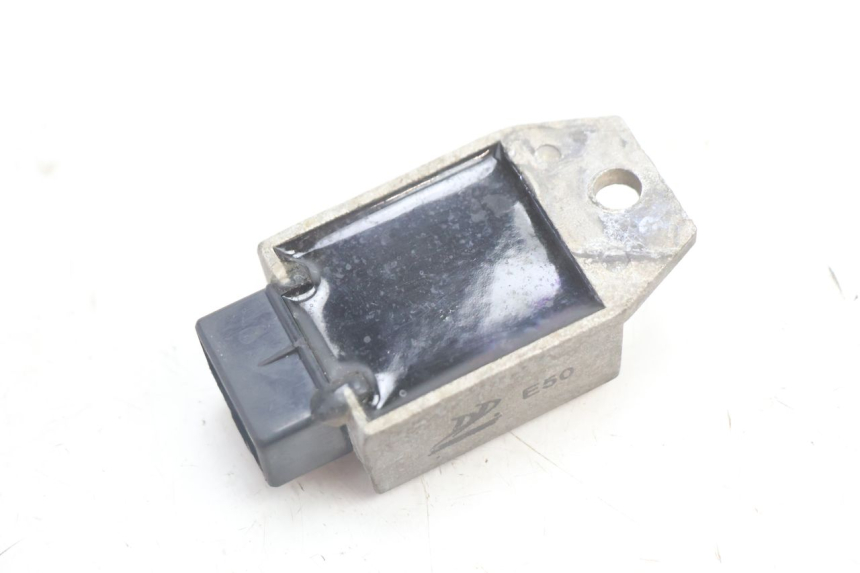 photo de REGULATOR RAZZO QTR 50 (2011 - 2018) - Alternative perspective