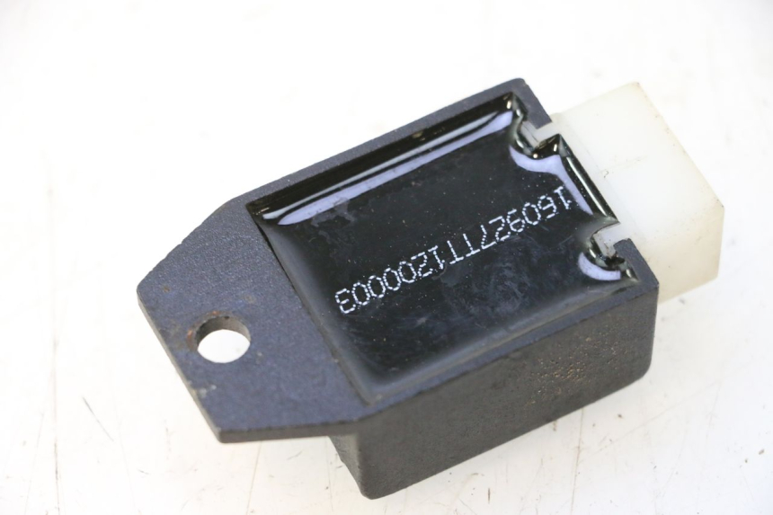 photo de REGULATOR ORCAL RAPTOR 50 (2015 - 2021) - Alternative perspective
