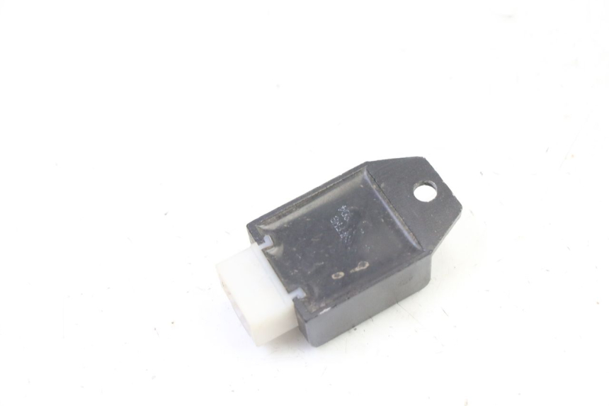 photo de CHARGING REGULATOR APOLLO RFZ 150 - Zoom on usage condition