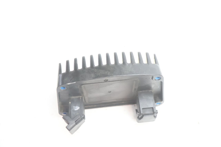 photo de REGULATOR HARLEY DAVIDSON ROAD GLIDE FLTRXSE 1920 (2018 - 2022) - Fixing points details