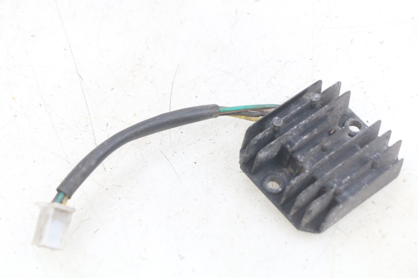 photo de CHARGING REGULATOR YAMASAKI ROADSTER 50 (2013 - 2018) - Main view