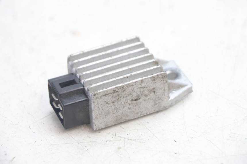 photo de CHARGING REGULATOR YAMASAKI ROADSTER 50 (2013 - 2018) - Component detail