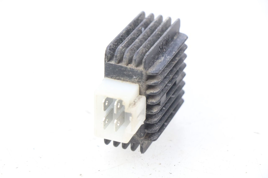 photo de CHARGING REGULATOR TNT MOTOR ROMA 10' 4T 50 (2007 - 2018) - Component detail