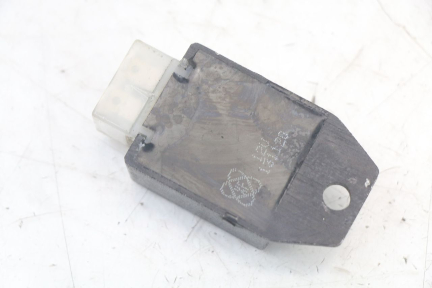 photo de CHARGING REGULATOR TNT MOTOR ROMA 10' 4T 50 (2007 - 2018) - Alternative perspective