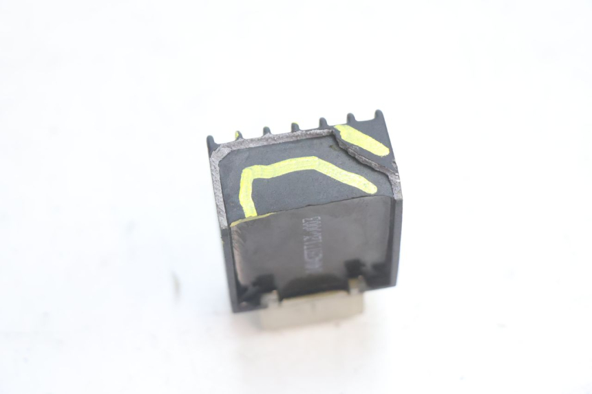 photo de REGULATOR TNT MOTOR ROMA 12' 2T 50 (2007 - 2018) - Alternative perspective