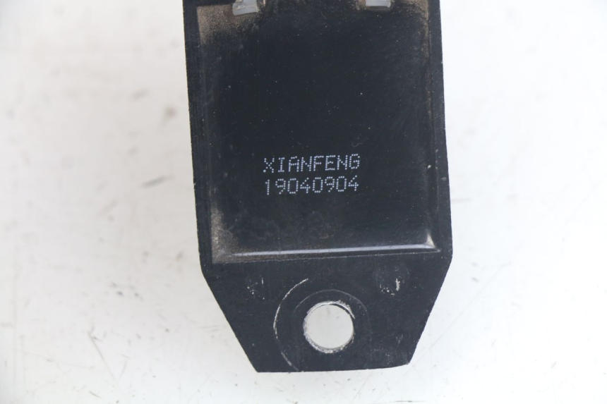 photo de CHARGING REGULATOR APOLLO RXF 125 - Alternative perspective