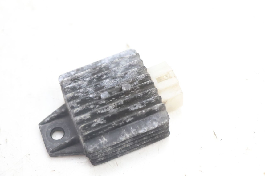 photo de CHARGING REGULATOR KEEWAY RY6 2T 50 (2011 - 2019) - Component detail