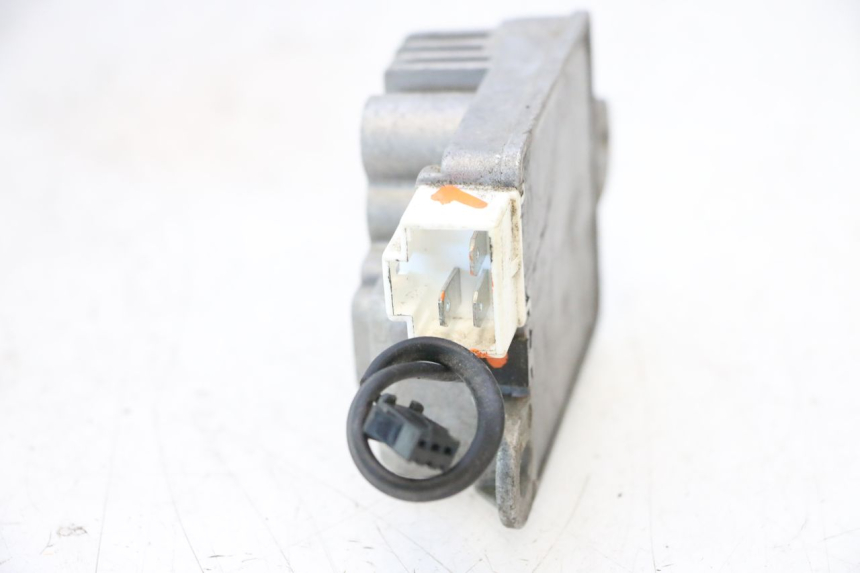 photo de REGULATOR BAIKU SAKURA 1 (2021 - 2025) - Zoom on usage condition