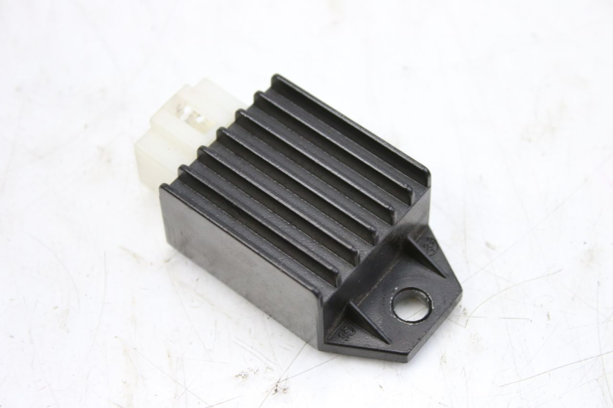 photo de CHARGING REGULATOR JM MOTORS SANTANA 50 (2014 - 2023) - Product overview