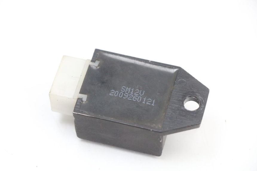 photo de CHARGING REGULATOR JM MOTORS SANTANA 50 (2014 - 2023) - Zoom on usage condition