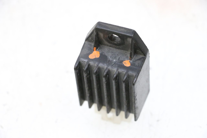 photo de CHARGING REGULATOR JM MOTORS SANTANA 50 (2014 - 2023) - Zoom on usage condition