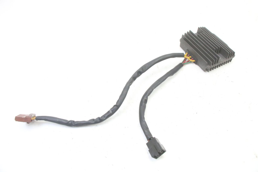 photo de CHARGING REGULATOR PEUGEOT SATELIS COMPRESSOR K15 125 (2006 - 2009) - Zoom on usage condition