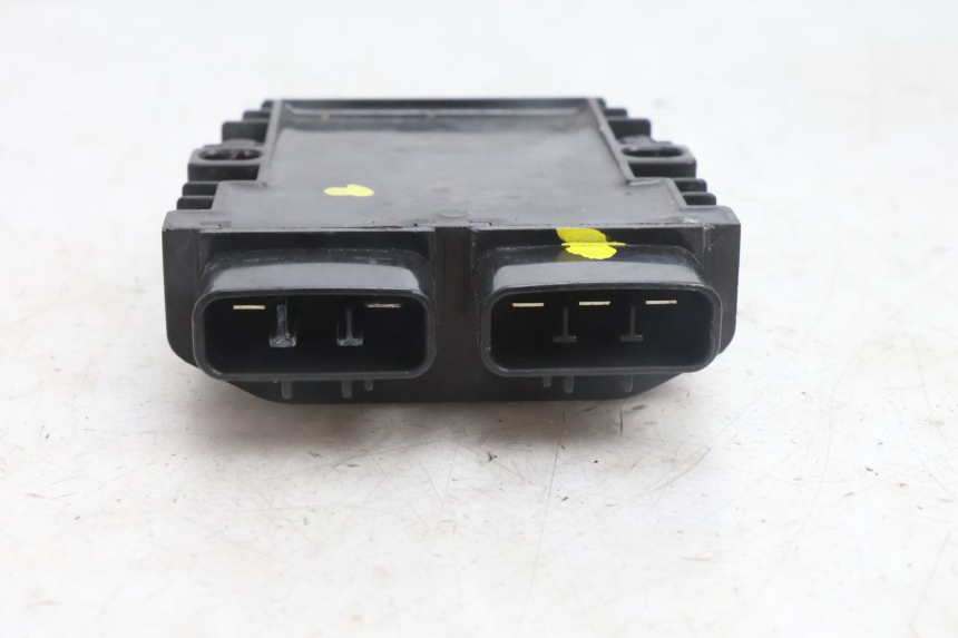 photo de REGULATOR PEUGEOT SATELIS 125 (2013 - 2018) - Zoom on usage condition