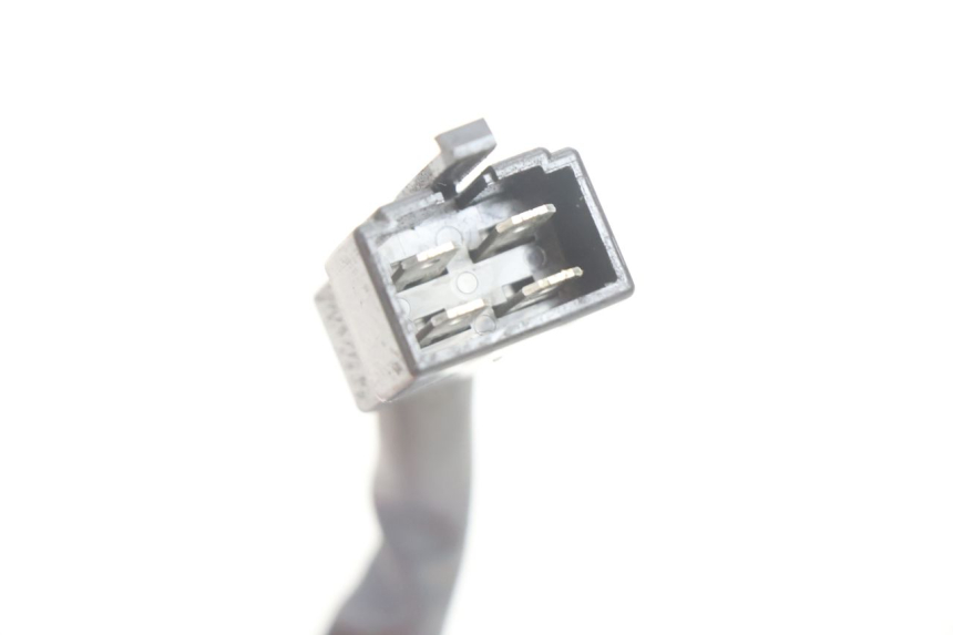 photo de CHARGING REGULATOR PEUGEOT SATELIS 125 (2006 - 2009) - Surface and material condition