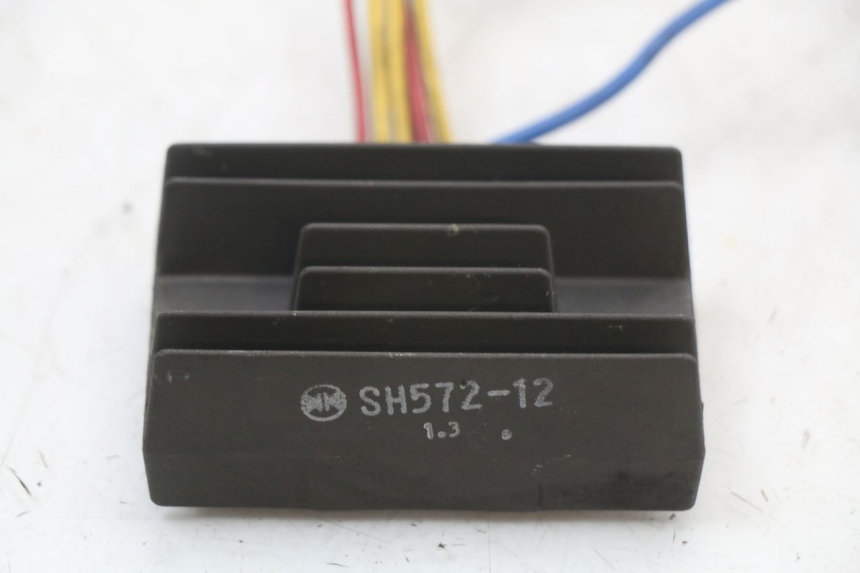 photo de REGULATOR APRILIA SCARABEO GT 125 (1999 - 2007) - Alternative perspective