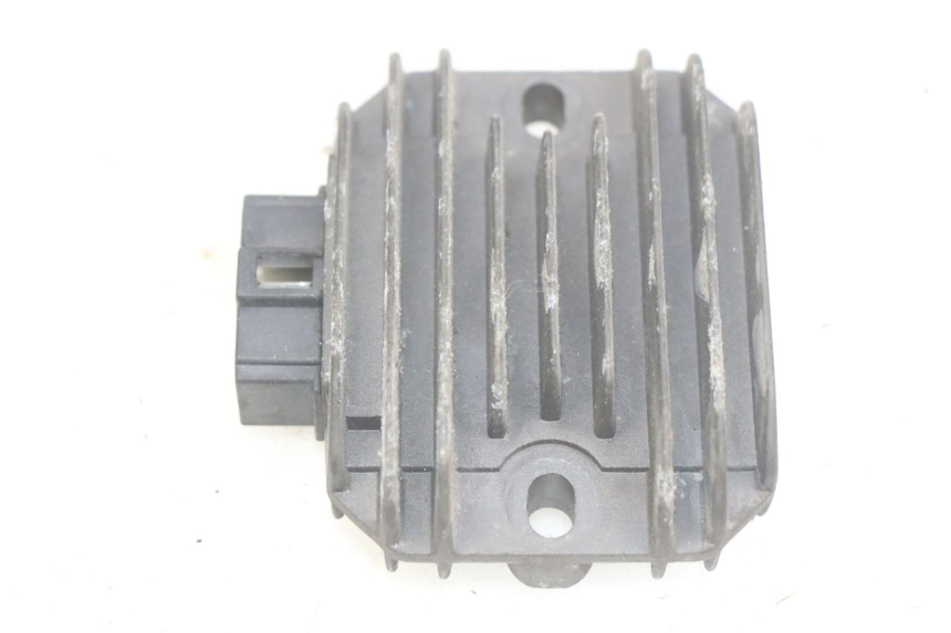 photo de CHARGING REGULATOR APRILIA SCARABEO LIGHT 125 (2007 - 2011) - Main view