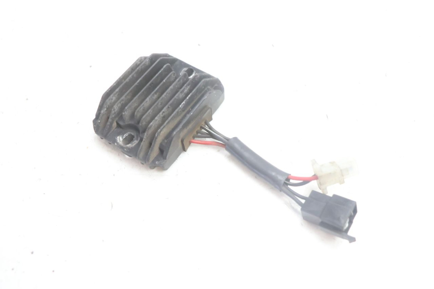 photo de REGULATOR MASH SEVENTY FIVE 125 (2013 - 2021) - Component detail