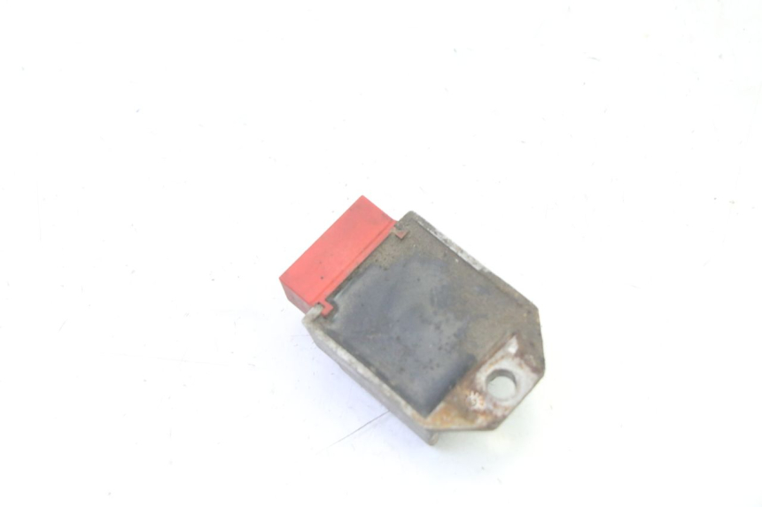 photo de REGULATOR GILERA SMT SUPERMOTARD 50 (2009 - 2017) - Technical close-up